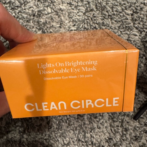Clean Circle Lights on Brightening dissolvable Eye Mask - Picture 1 of 1